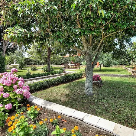 Apartment 2 Bedroom Beautiful Apartment In Porec